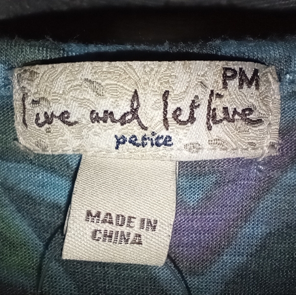 New Teal Flutter Top - Picture 3 of 6